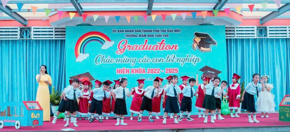 quảng cáo gữa trang